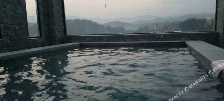 和平舒逸温泉民宿图片