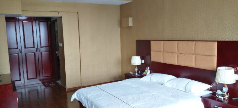 潍坊六月荷商务酒店图片