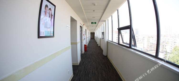 丹江口江锦之星酒店图片