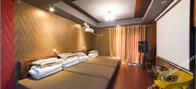 爱疯派对别墅(武汉阳光中路店)图片