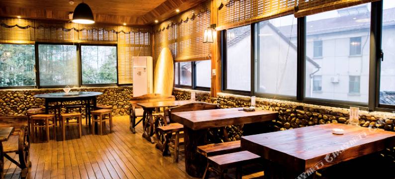 莫干山溪源山庄图片