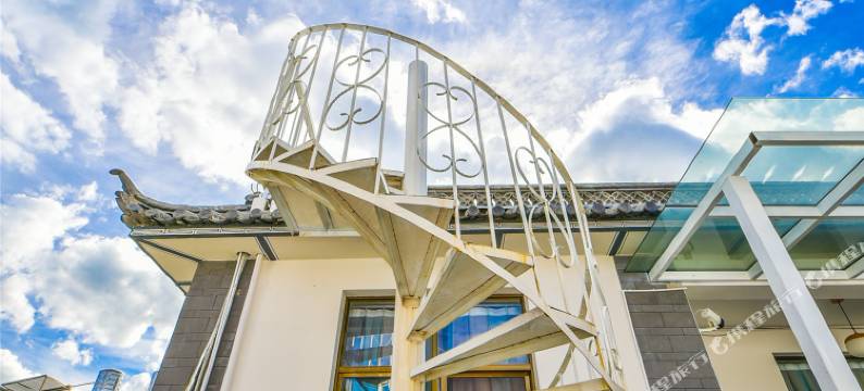 卡卡旅拍民宿(大理古城店)图片