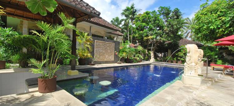 库塔余利亚海滩旅馆(Yulia Beach Inn Kuta)图片
