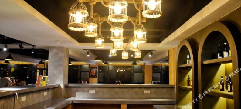 双月湾晴天全海景度假公寓图片