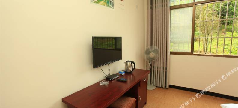 碧峰峡开全山庄图片