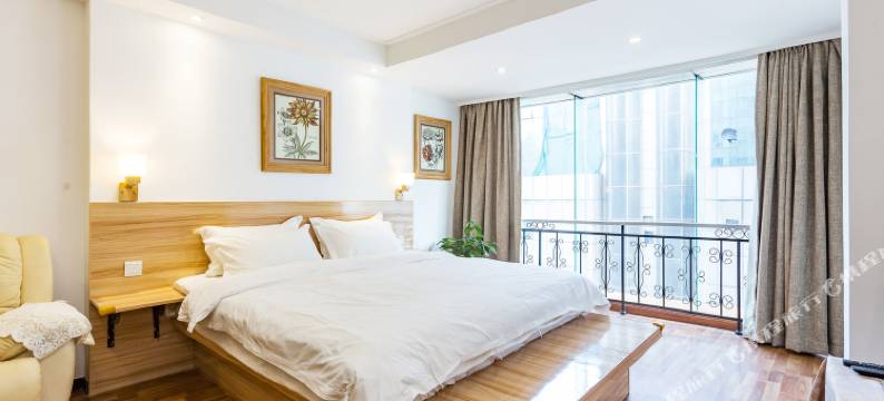 重庆芳居民宿图片