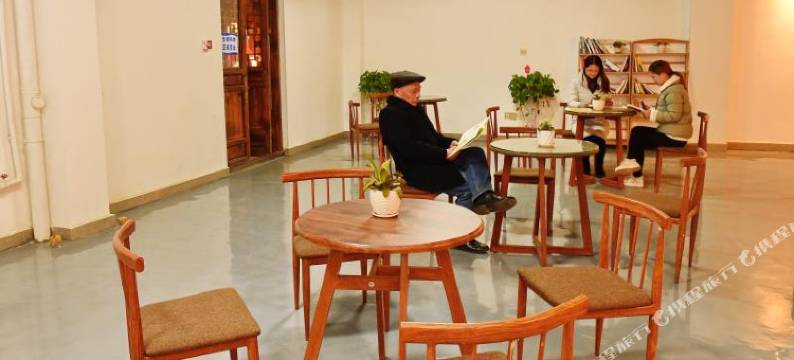 洋沙湖原野客栈图片