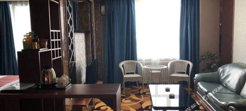 乌鲁木齐富森e嘉商务酒店(乌鲁木齐和平都会人民电影院店)图片