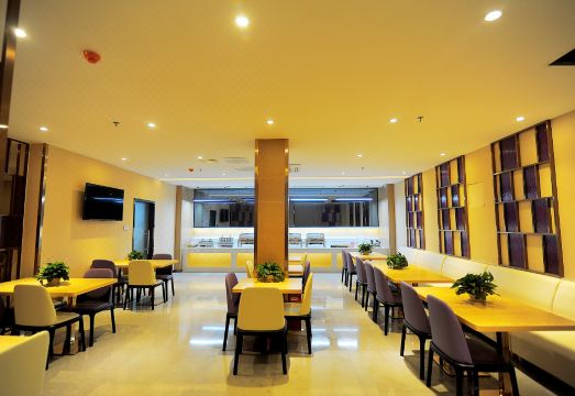 Lavande Hotel (Guilin Railway Station, Liangjiang Sihu) Hotel Overview