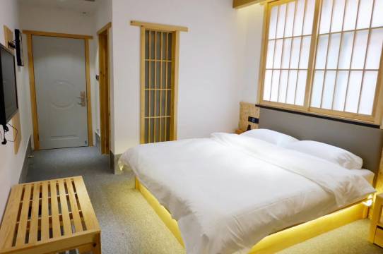 新郑炎黄宾馆(炎黄广场店)