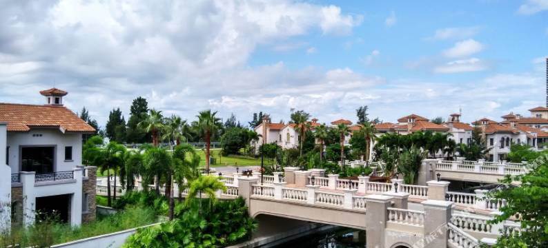 惠东万科双月湾花园洋房民宿酒店图片