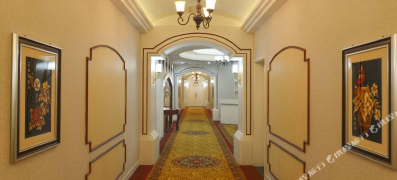 鑫海湾国际酒店(新县火车站店)图片