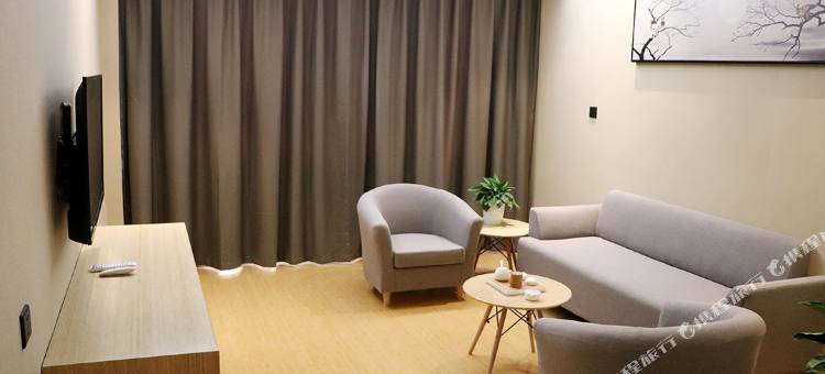 红枕安悦连锁酒店(青岛即墨服装市场店)图片