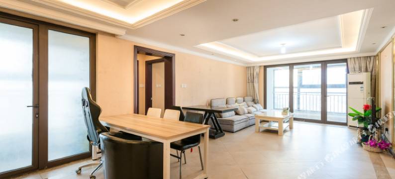 青岛新东居酒店图片