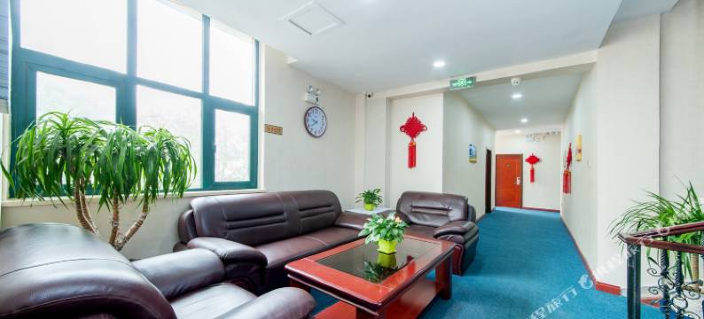 亿腾海景酒店(北戴河老虎石分店)图片