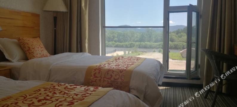 月亮小镇温泉度假酒店(扎兰屯柴河镇总店)图片