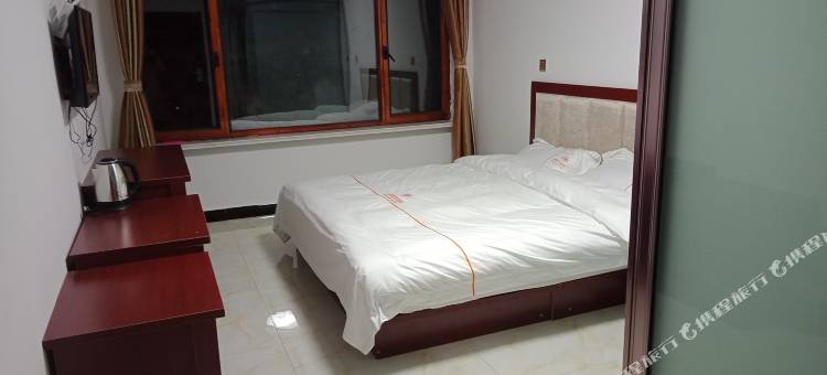 坝上草原萍英农家院图片