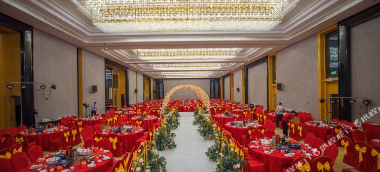 华容华冠君豪大酒店图片