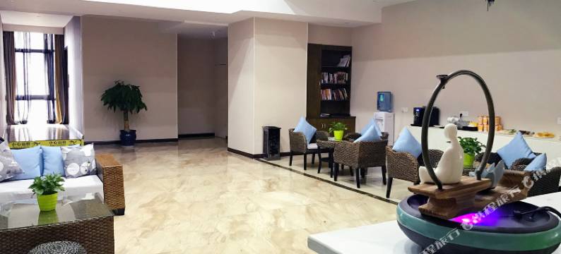 漫府酒店(北碚西南大学状元碑地铁站店)图片