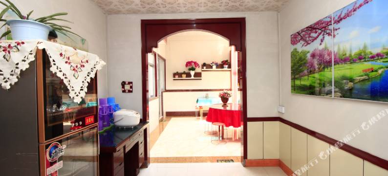 日照金渔船渔家图片