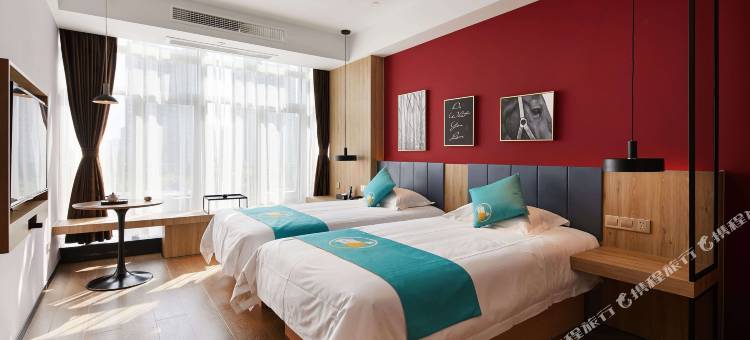 EZ逸宿酒店(宁波东部新城会展中心店)图片