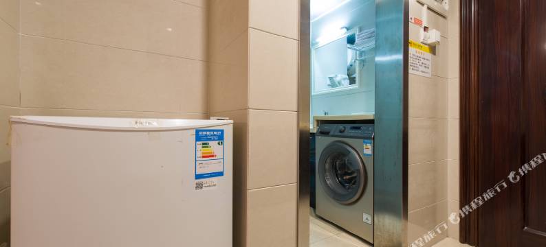 寓间里民宿(长沙河西王府井店)图片