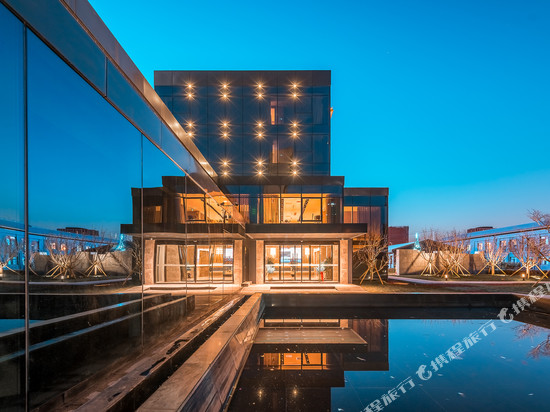 景里酒店(北京合生汇大郊亭地铁站店)