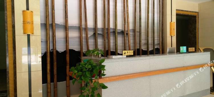 随县大洪山绿林山庄图片