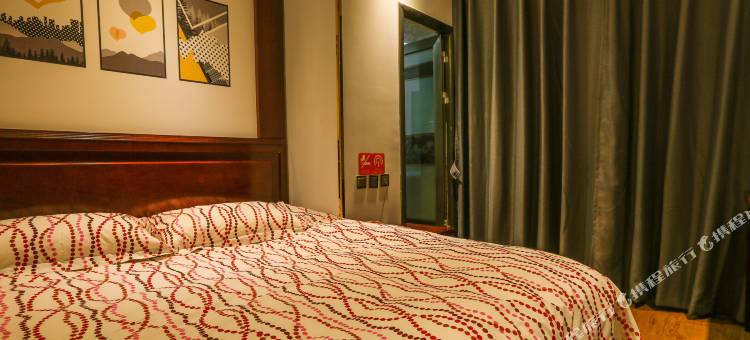 布丁酒店(昆明同德广场地铁站北京路店)图片