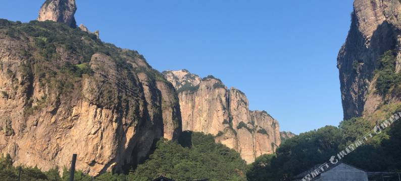 雁荡山秀峰楼图片
