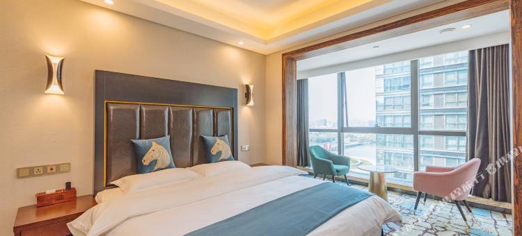 蓝湾假日酒店(南京百家湖店)图片