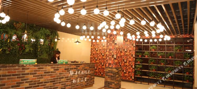 印象假日酒店(焦作火车站高铁站店)图片