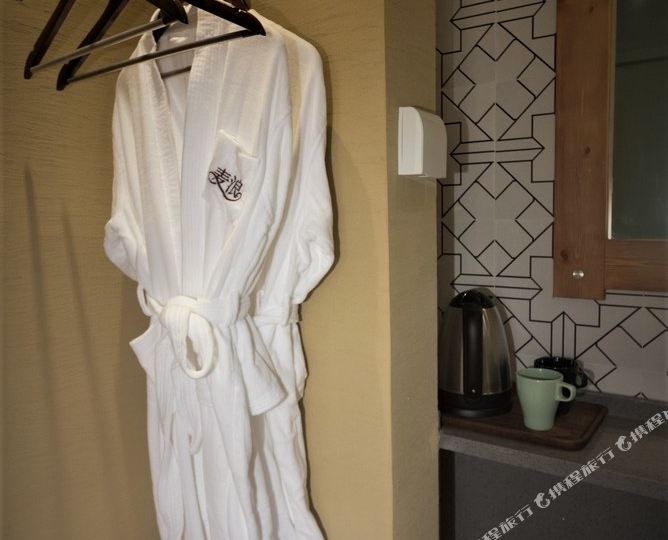 青岛麦浪不舍民宿(NO·6店)