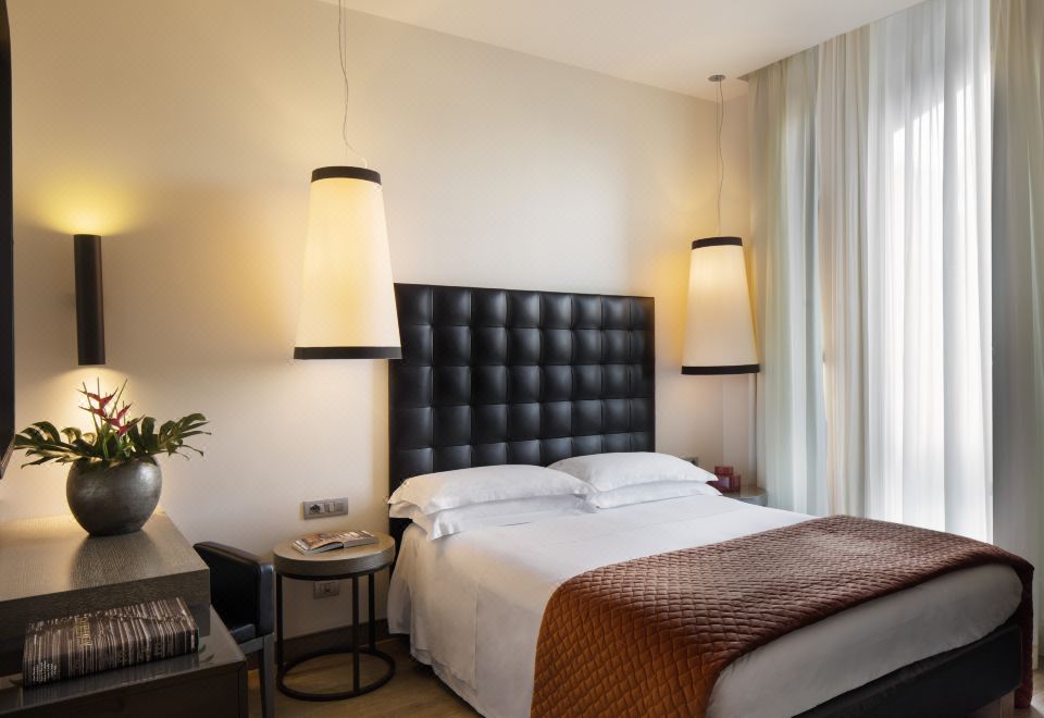 Starhotels Echo Hotel Overview