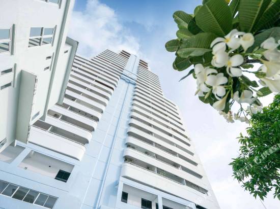 芭東塔湯姆公寓