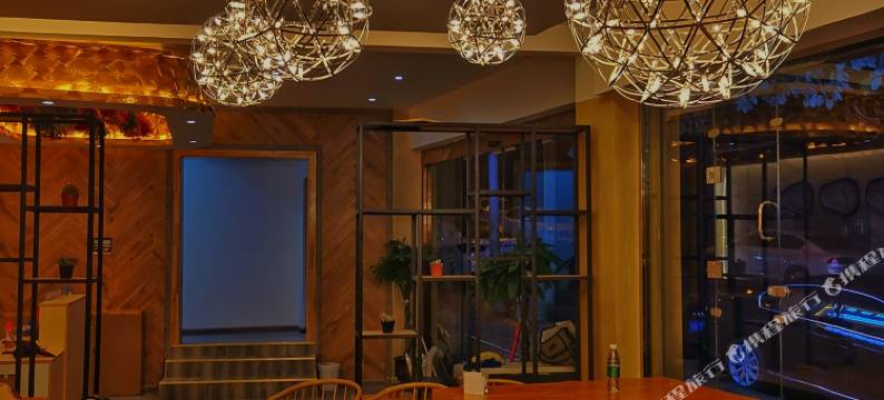 泸定花馨上堰精品酒店图片