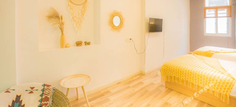 艾格文化客栈(青岛劈柴院店)图片