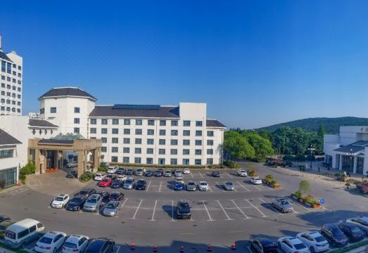 常熟国际饭店外景图