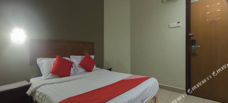 莎阿南舒适酒店-超级OYO 828(OYO 828 Comfort Hotel Shah Alam)图片