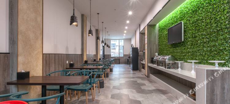 璞素酒店(随州白云湖教育局店)图片