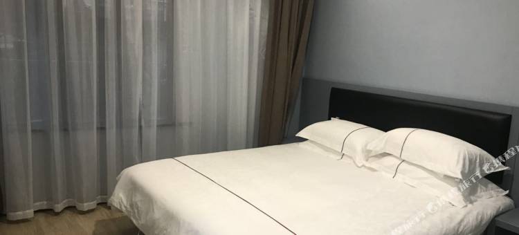 易佰良品酒店(上海南京东路外滩外白渡桥店)图片