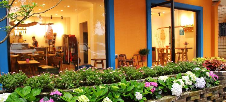 肇庆湖畔·山居民宿(七星岩牌坊店)图片