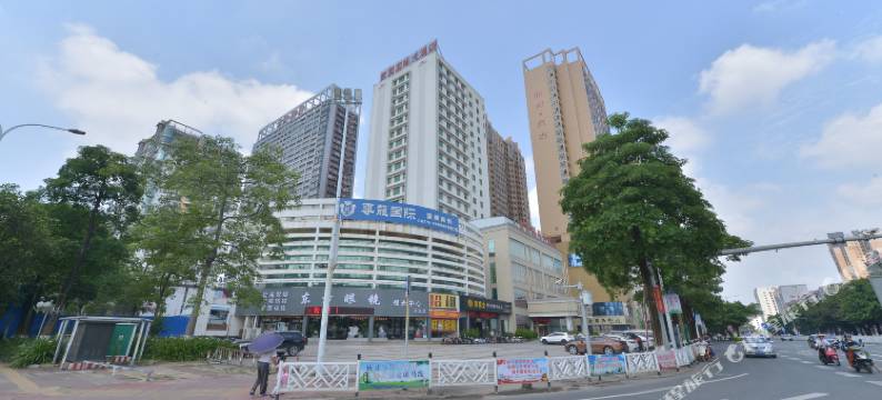 俊美国际大酒店(贵港行政中心广场高铁站店)图片