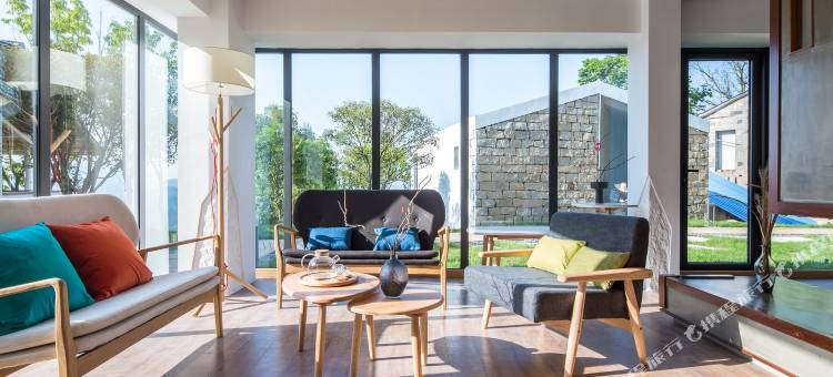 向野而生·千山(桐庐)图片