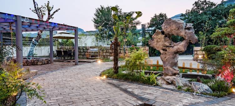 花筑·云台山氧吧酒店(岸上服务区店)图片