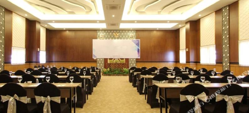曼谷素万那普机场帕拉佐酒店(Grand Parazo Hotel Suvarnbhumi Airport)图片