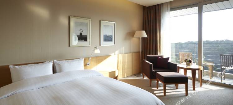 起伏丘陵酒店(Rolling Hills Hotel)图片