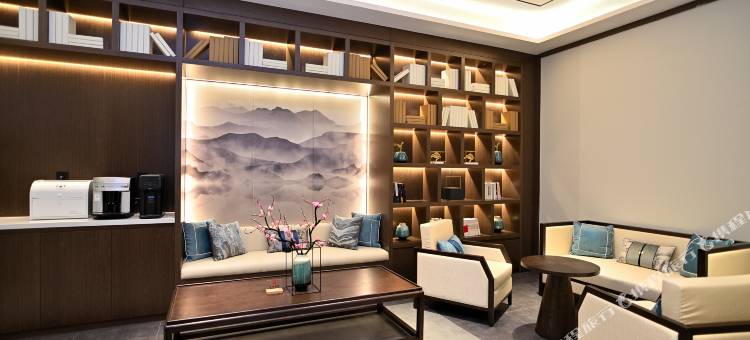 如家·云上四季尚品酒店(昆明大观公园云大医院店)图片