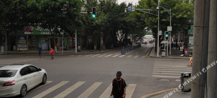 OYO达州巴山红快捷酒店图片