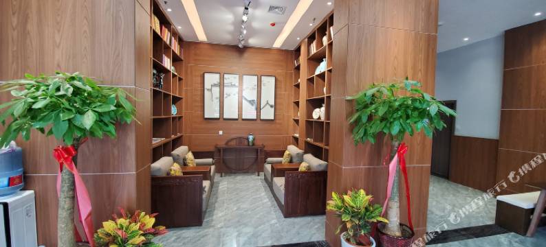 罗曼蒂克酒店(西安高新区造字台地铁站店)图片